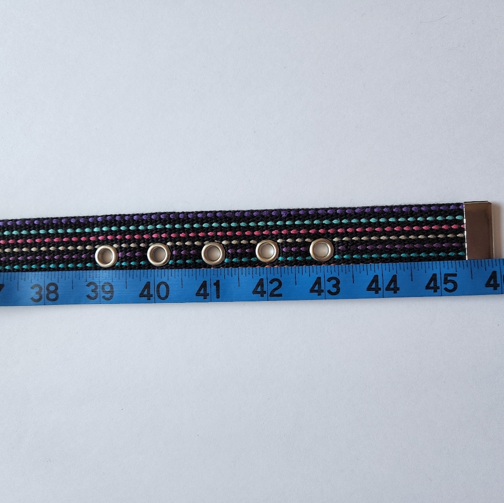 Multi colored woven belt - Picture 3 of 3
